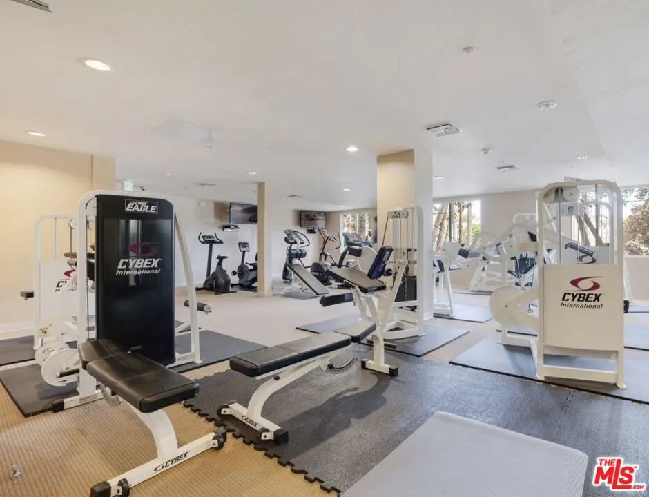 13200 Pacific Promenade #438 Playa Vista, CA 90094