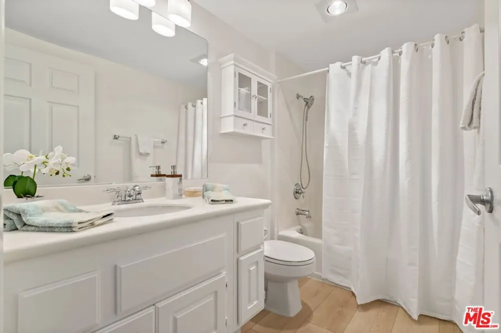 13200 Pacific Promenade #438 Playa Vista, CA 90094