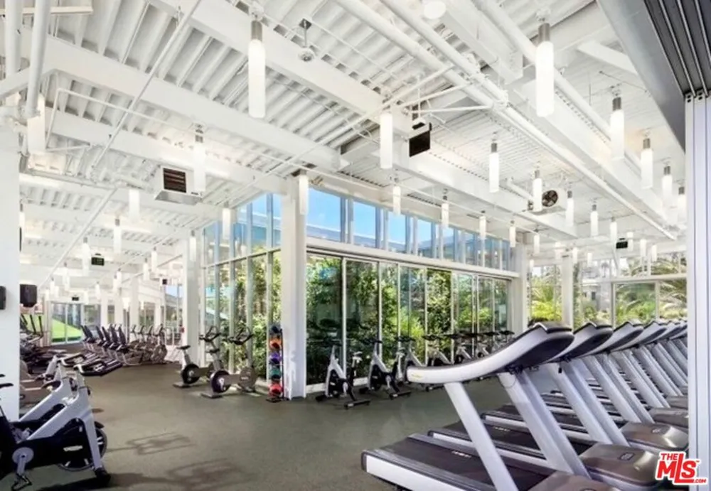 13200 Pacific Promenade #438 Playa Vista, CA 90094