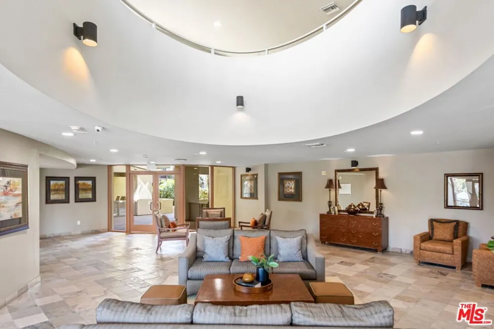 13200 Pacific Promenade #438 Playa Vista, CA 90094