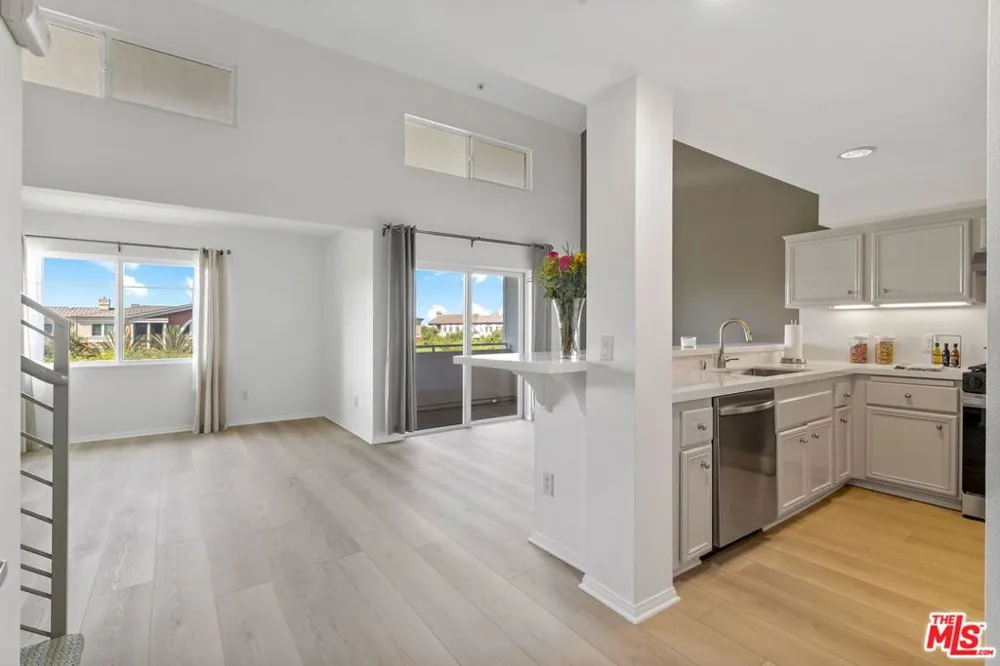 13200 Pacific Promenade #438 Playa Vista, CA 90094