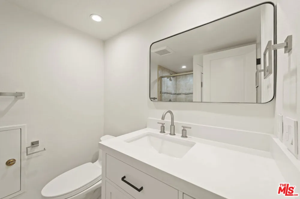1674 Palisades Drive Pacific Palisades, CA 90272
