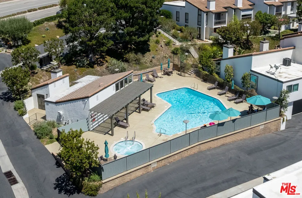 1674 Palisades Drive Pacific Palisades, CA 90272