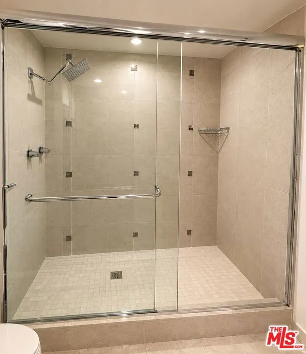 10445 Wilshire Boulevard #1405 Los Angeles, CA 90024