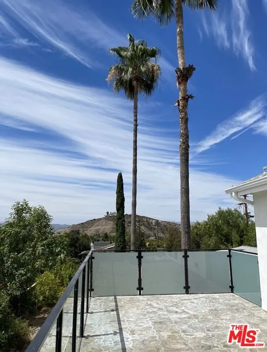 23749 Canyon Drive Calabasas, CA 91302