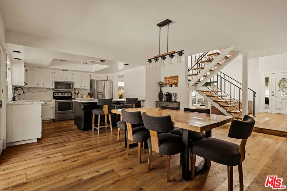 29256 Snapdragon Place Santa Clarita, CA 91387
