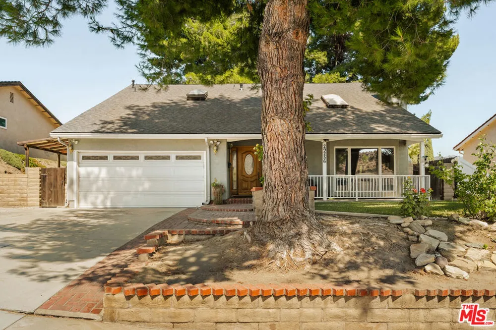 29256 Snapdragon Place Santa Clarita, CA 91387