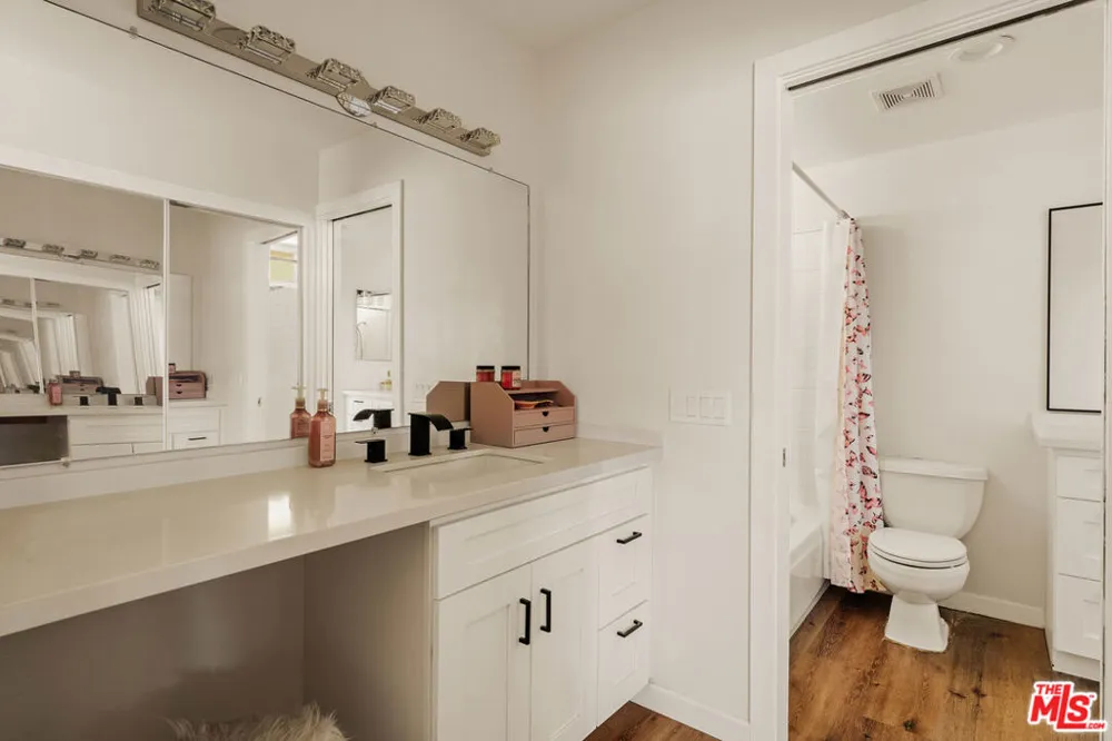 29256 Snapdragon Place Santa Clarita, CA 91387