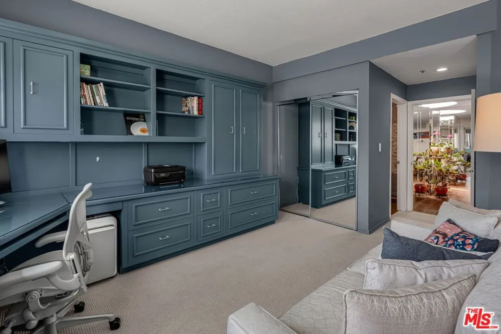 1722 Malcolm Avenue #304 Los Angeles, CA 90024