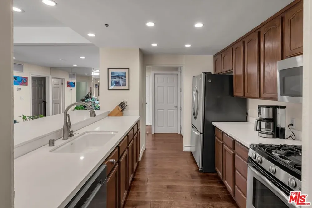 1722 Malcolm Avenue #304 Los Angeles, CA 90024