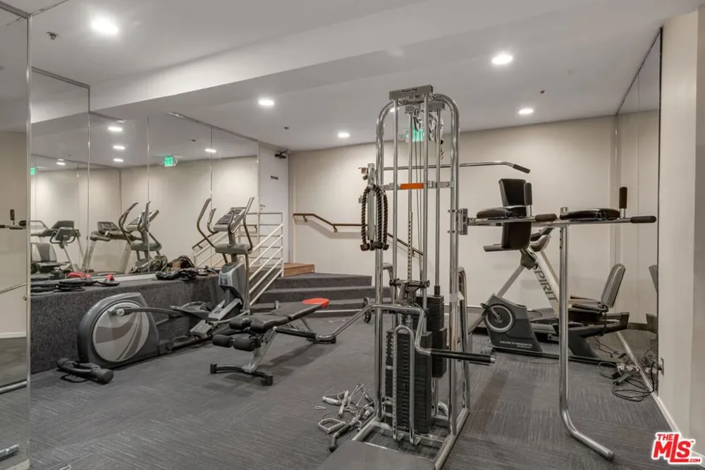 1722 Malcolm Avenue #304 Los Angeles, CA 90024