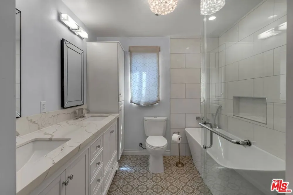 1722 Malcolm Avenue #304 Los Angeles, CA 90024