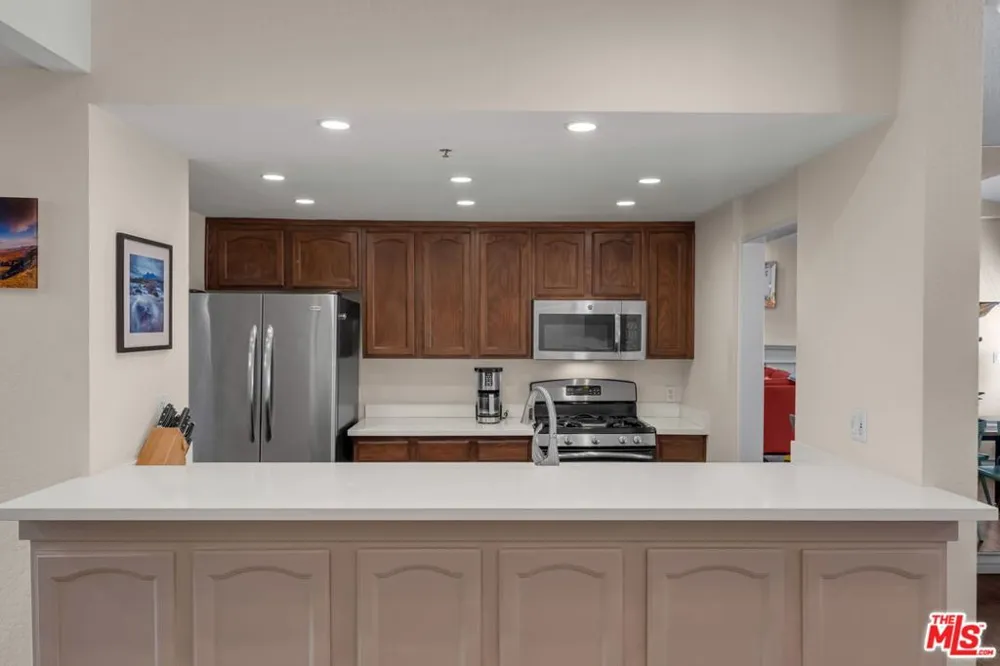 1722 Malcolm Avenue #304 Los Angeles, CA 90024