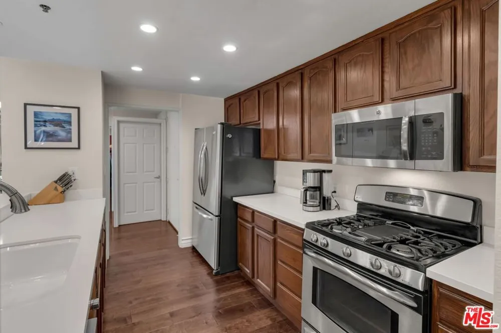 1722 Malcolm Avenue #304 Los Angeles, CA 90024