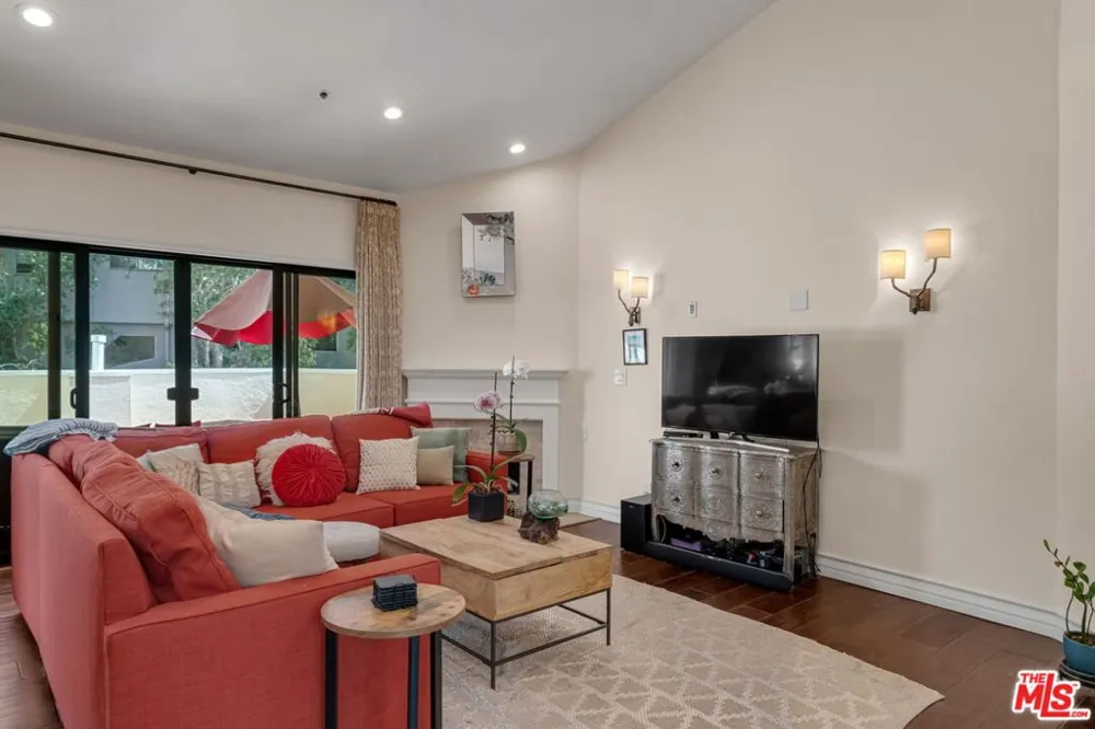 1722 Malcolm Avenue #304 Los Angeles, CA 90024