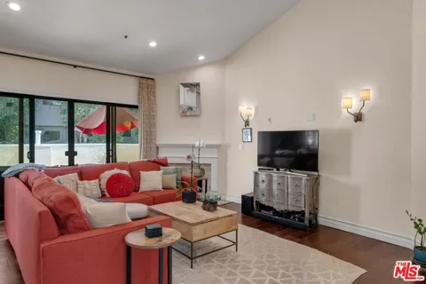 1722 Malcolm Avenue #304