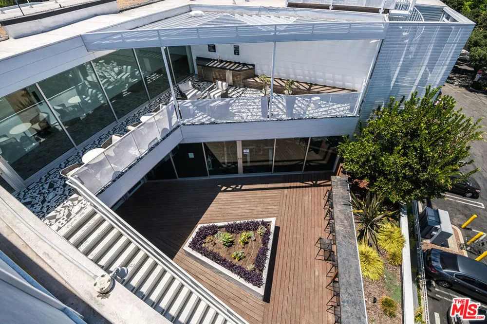 1030 Kings Road #403 West Hollywood, CA 90069