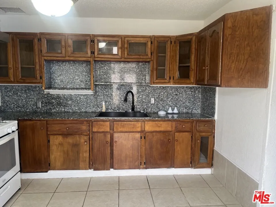 2612 Norman Street Bakersfield, CA 93304