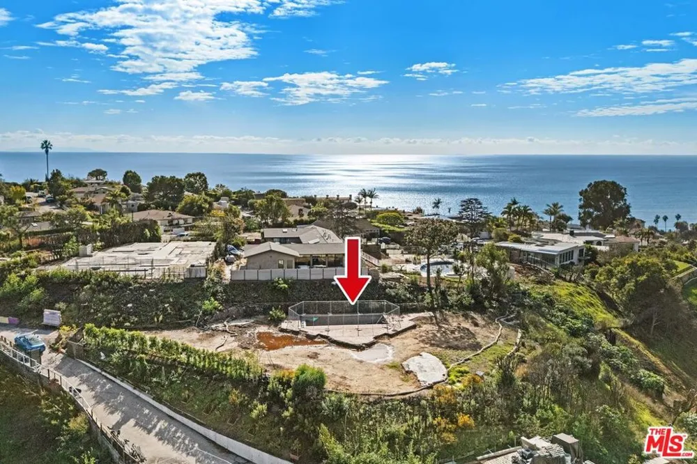 320 Bellino Drive Pacific Palisades, CA 90272