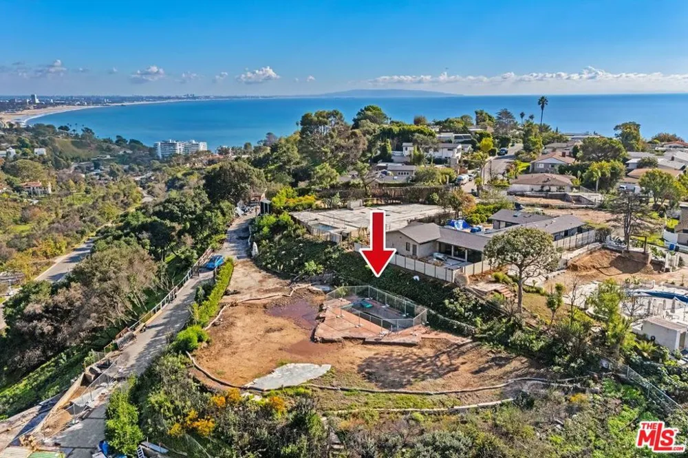320 Bellino Drive Pacific Palisades, CA 90272