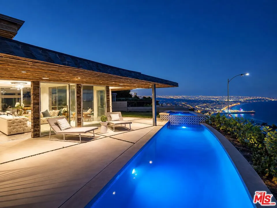 16799 Charmel Lane Los Angeles, CA 90272