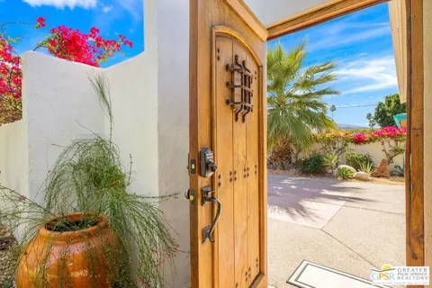 511 Calle Rolph