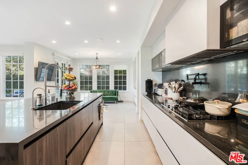 3880 Prado Del Trigo Calabasas, CA 91302