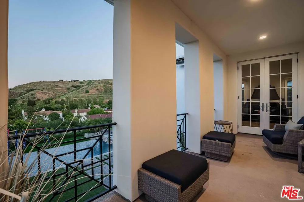 3880 Prado Del Trigo Calabasas, CA 91302