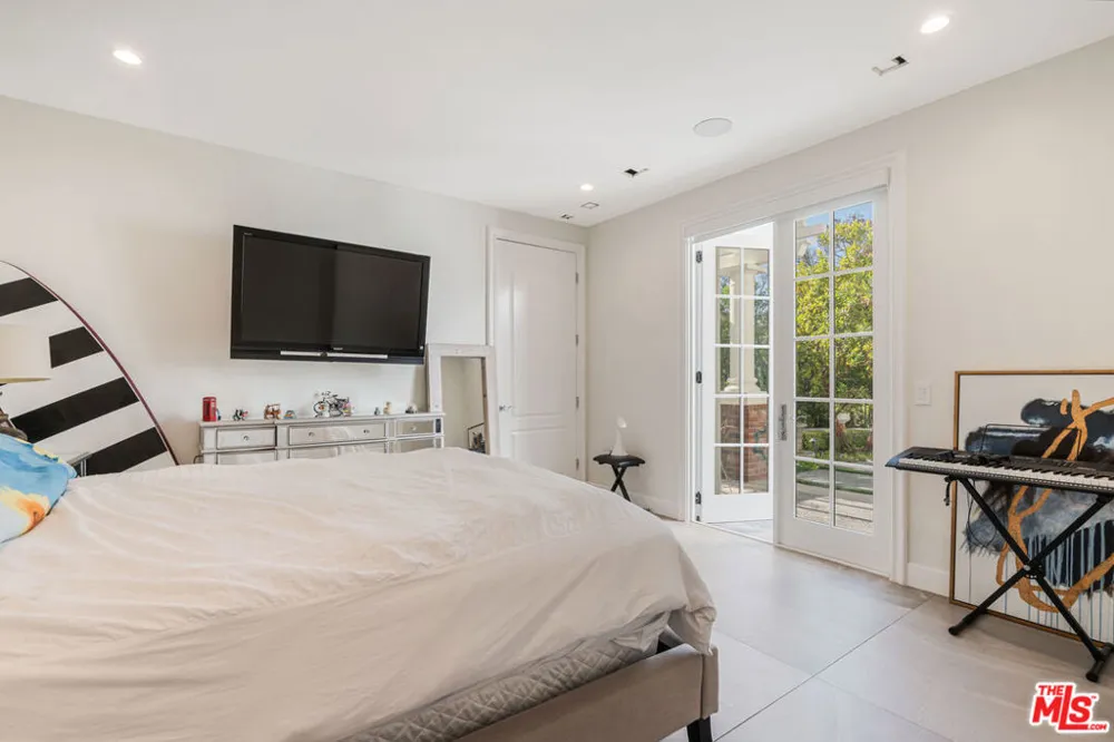 3880 Prado Del Trigo Calabasas, CA 91302