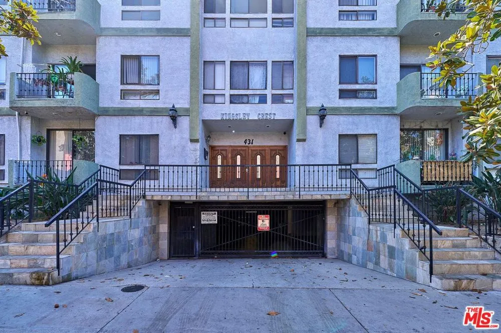431 S Kingsley Drive #205 Los Angeles, CA 90020
