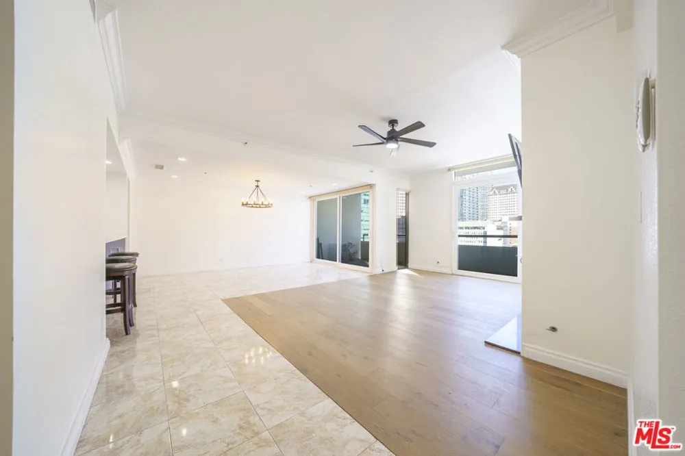 600 W 9th Street #1502 Los Angeles, CA 90015