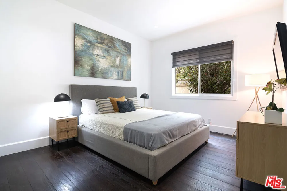 25522 COLETTE WAY Calabasas, CA 91302
