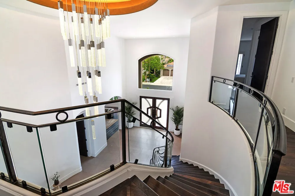 25522 COLETTE WAY Calabasas, CA 91302