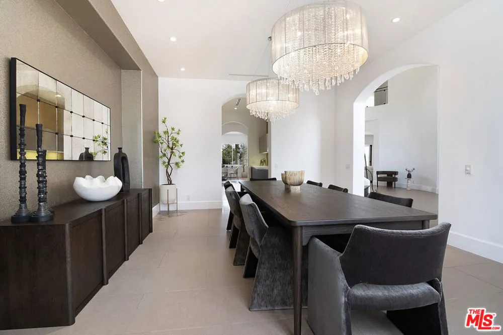 25522 COLETTE WAY Calabasas, CA 91302