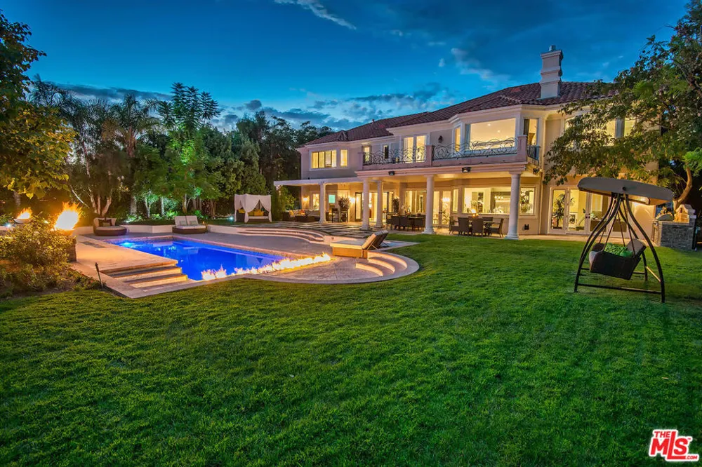 25522 COLETTE WAY Calabasas, CA 91302