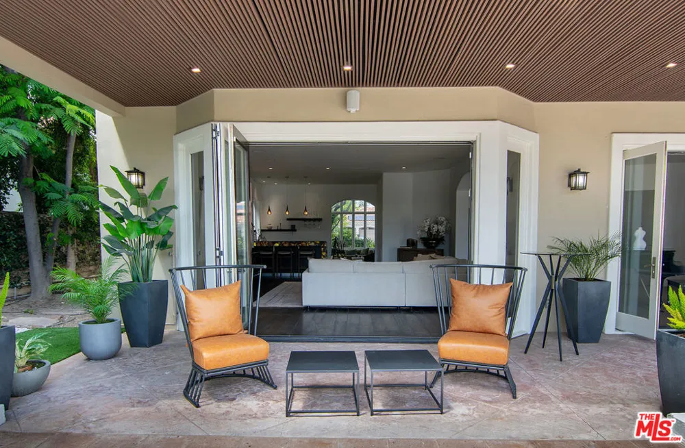 25522 COLETTE WAY Calabasas, CA 91302