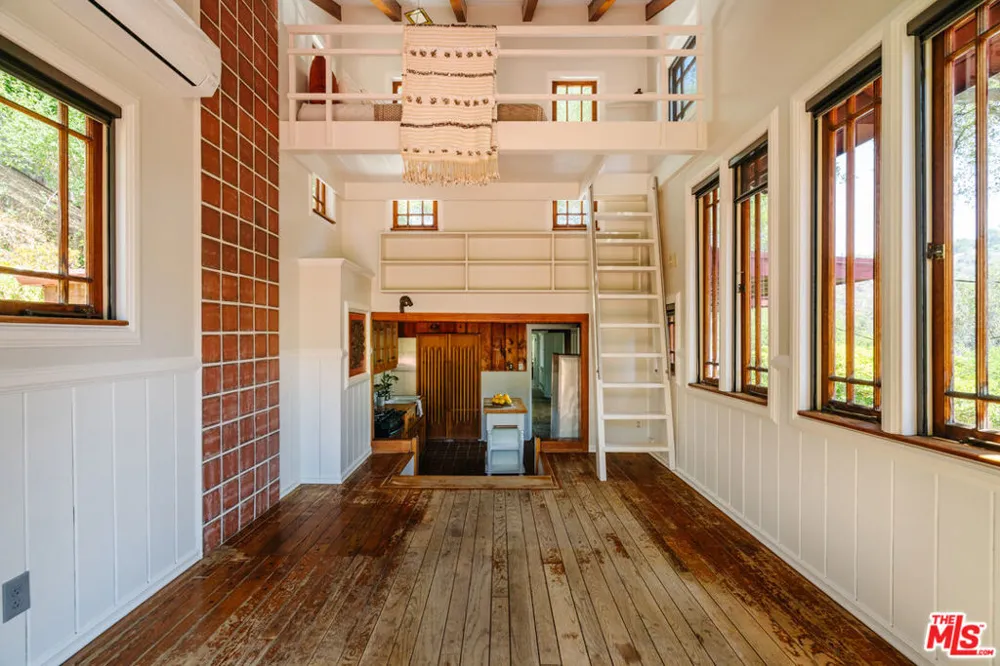 19559 Cave Way Topanga, CA 90290