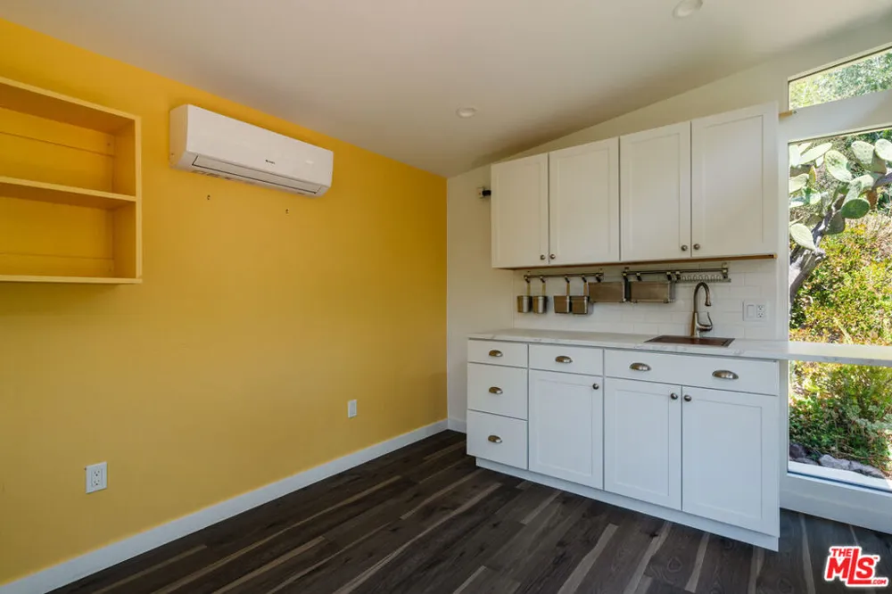 19559 Cave Way Topanga, CA 90290