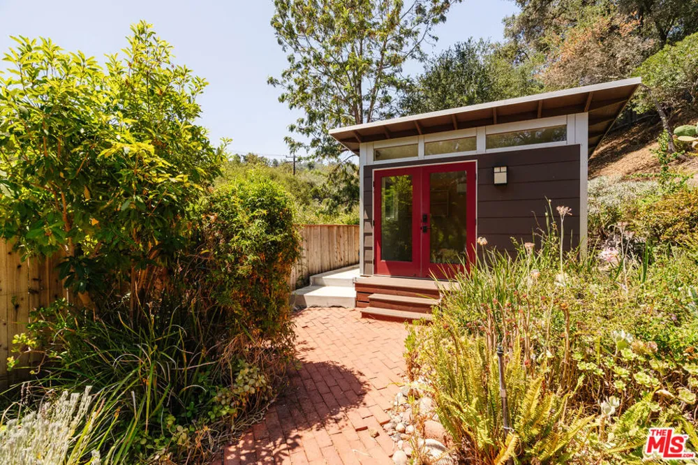 19559 Cave Way Topanga, CA 90290