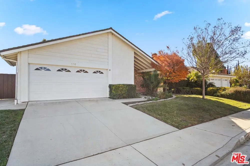 176 Longfellow Street Thousand Oaks, CA 91360
