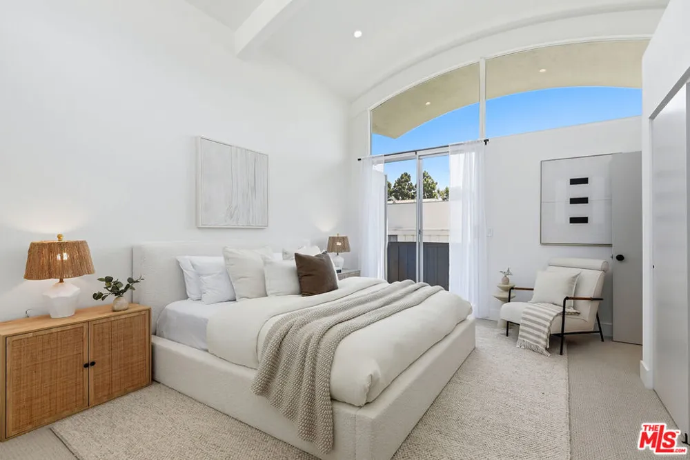 4800 La Villa Marina #C Marina del Rey, CA 90292