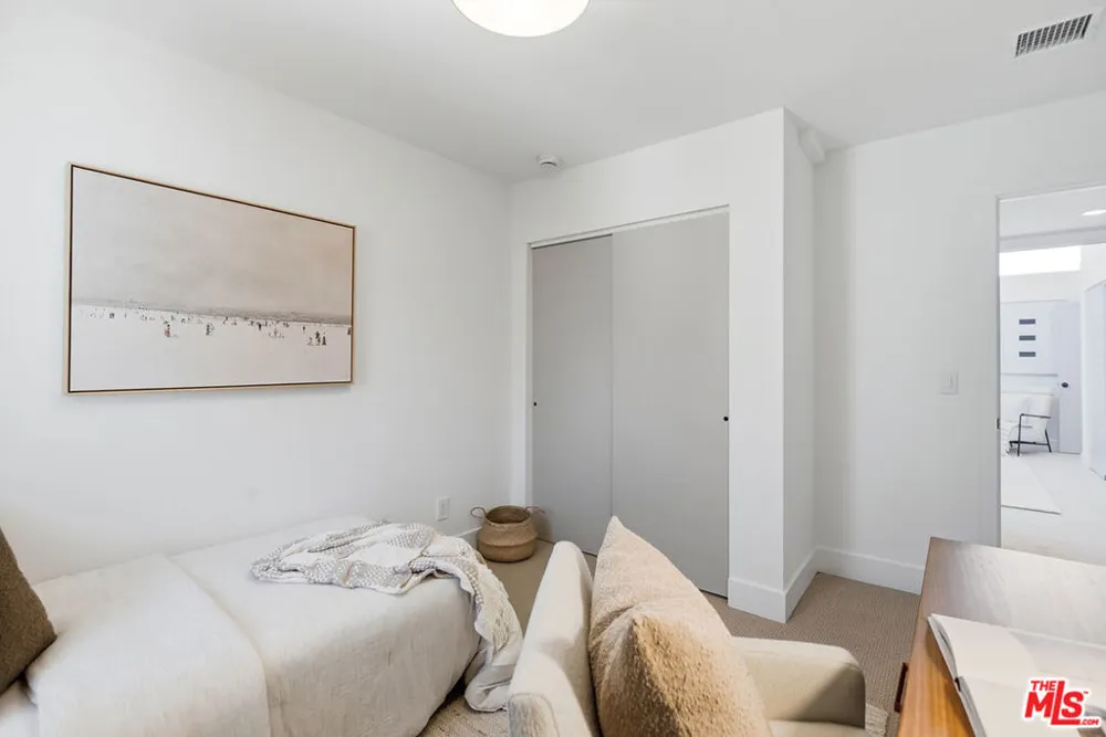 4800 La Villa Marina #C Marina del Rey, CA 90292