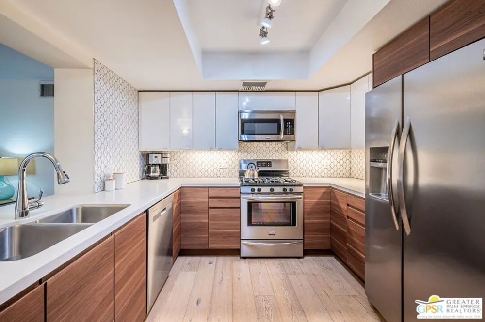 2094 Normandy Court Palm Springs, CA 92264