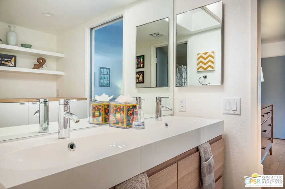 2094 Normandy Court Palm Springs, CA 92264