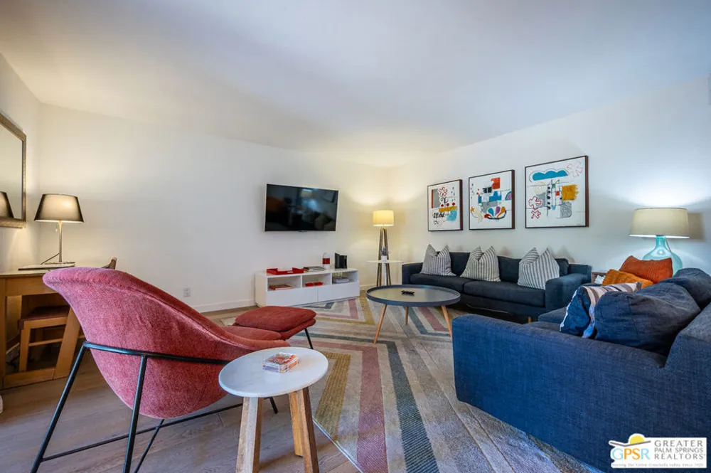 2094 Normandy Court Palm Springs, CA 92264