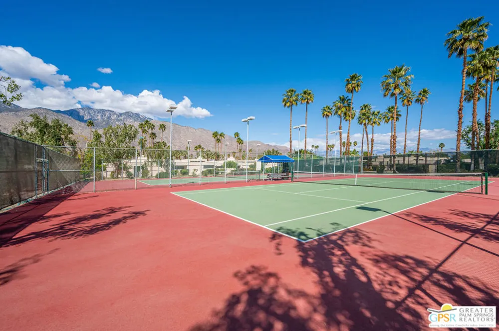 2094 Normandy Court Palm Springs, CA 92264