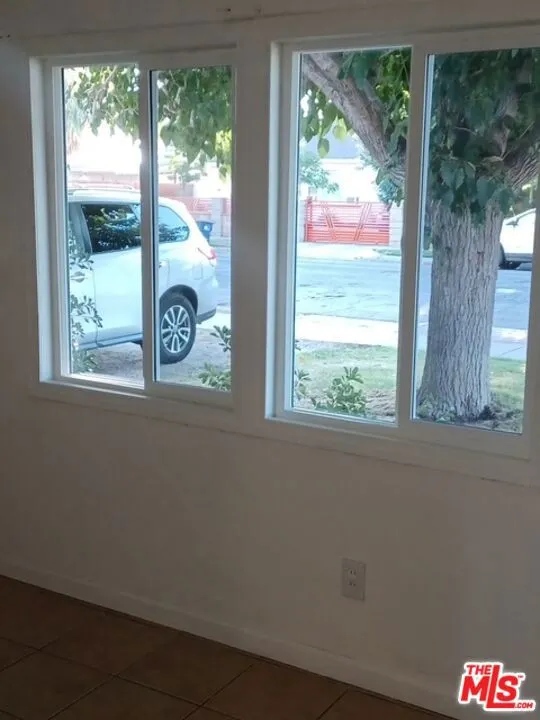 45045 W Redwood Avenue Lancaster, CA 93534