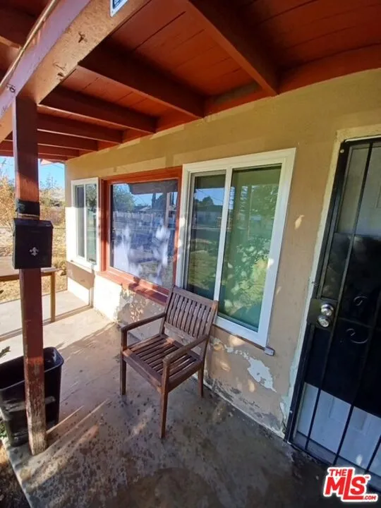 45045 W Redwood Avenue Lancaster, CA 93534