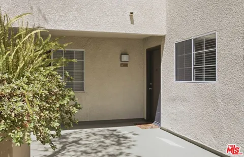 5535 Canoga Avenue #115
