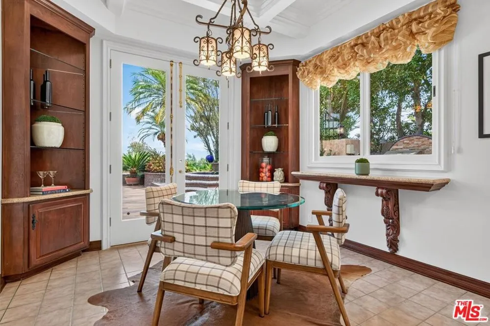 12053 Crest Court Los Angeles, CA 90210